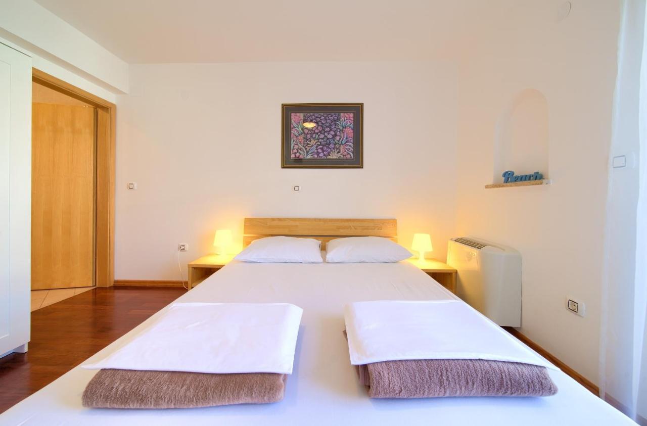 Bed&Breakfast Lucija Bed and Breakfast Punat Exterior foto